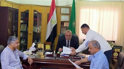 غرفة عمليات لمتابعة امتحان الرياضيات للصف الأول الثانوي في الدقهلية