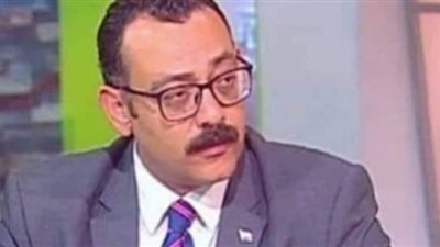 خبير مصرفي: قرار الكمامات يستوجب إجراءات إضافية