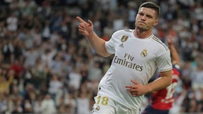 سقط من شرفة منزله.. سبب كوميدي وراء إصابة لاعب ريال مدريد