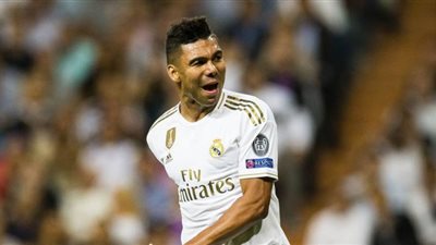 ريال مدريد يحسم ملف العقد الجديد للبرازيلي كاسيميرو