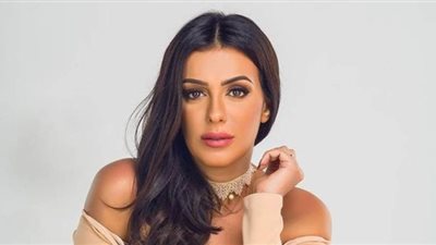 إشادات بإنجى المقدم في دور 