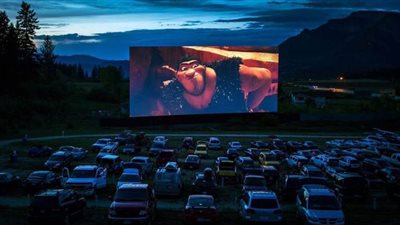 افتتاح أول سينما للسيارات في الإمارات الأحد المقبل