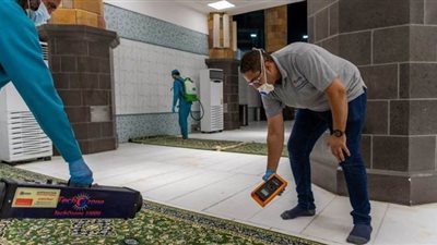 خطة سعودية لمنع انتشار كورونا في العشر الأواخر من رمضان بالمسجد الحرام | صور