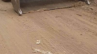 رفع 36 طن أتربة وقمامة من قرية طوخ في قنا | صور