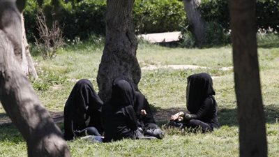 إحباط محاولة هروب 3 نساء 