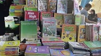 شرطة المصنفات تضبط 5 مكتبات بدون ترخيص فى الوراق