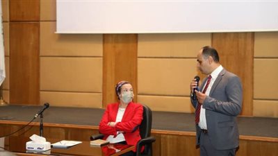 وزيرة البيئة تترأس اجتماع اللجنة الفنية للحد من استخدام البلاستيك القابل للتحلل