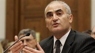 البروفيسور المغربي منصف السلاوي.. آخر أوراق ترامب لاكتشاف لقاح لكورونا