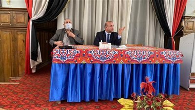 وكيل تعليم الدقهلية يناقش مستجدات تسليم المشروعات البحثية