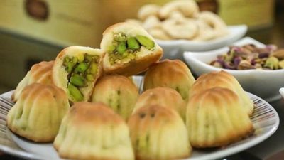 طريقة عمل المعمول بالفستق