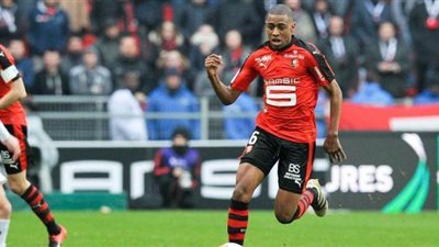 لاعب مانشستر سيتي السابق يعلن اعتزال كرة القدم