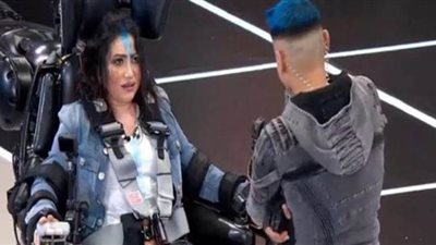 رامز جلال يلغي فقرة خطيرة من التعذيب بعد بكاء شديد من بوسي | فيديو