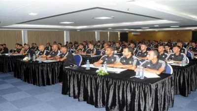 مقترح بوضع الحكام في الحجر الصحي قبل عودة الدوري المغربي