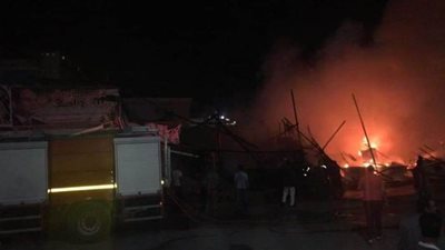 حريق هائل بأسواق 