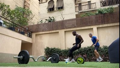 ديفيد سيزا يشرف علي تدريبات جيرالدو