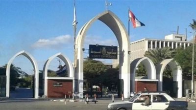 مجلس جامعة أسيوط  يوافق على تعيين 6 أساتذة جدد