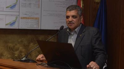 أسامة ربيع يشهد تدشين الكراكة الأضخم في الشرق الأوسط بقناة السويس