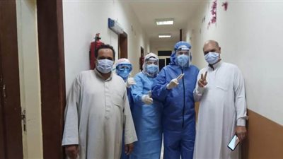 خروج 4 حالات من عزل المدينة الجامعية ببني سويف بعد تعافيهم من كورونا