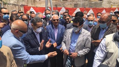 وزير الشباب والرياضة يفتتح استاد مركز شباب سمنود | صور