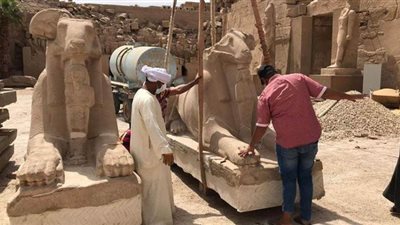 الآثار تكشف أسباب تلف وترميم تماثيل الكباش بمعابد الكرنك