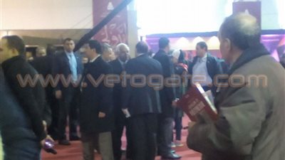 بالصور.. محافظ القاهرة يصل معرض الكتاب