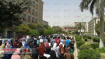 بالصور.. تظاهرة لطلاب الإرهابية بجامعة أسيوط