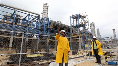 افتتاح مصنعين للكيماويات ومعدات المطاحن بشراكة صينية