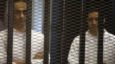 النقض تخطئ في احتساب المدة القانونية لإخلاء سبيل نجلي مبارك