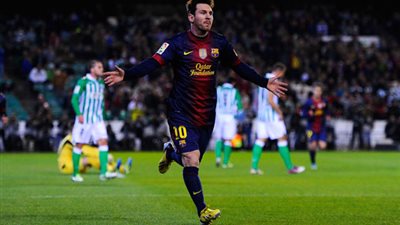 الفيفا يرصد أبرز 12 لحظة في عام 2012