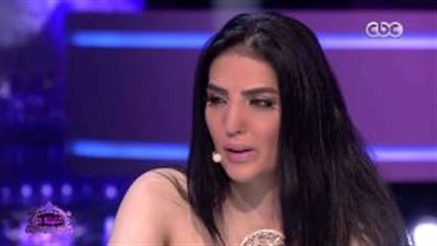 «حورية» للساخرين من أنفها: «حرام عليكم كان عندي صديد هيدخل على المخ»