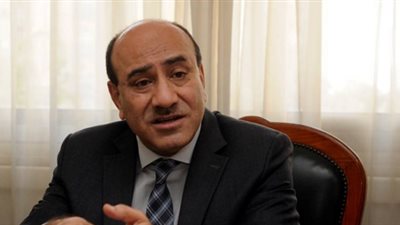 أسوشيتد برس تزعم: دافع شخصي وراء تقارير «جنينة» عن الفساد