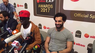 ماني عن المنافسة مع محمد صلاح: «بنكمل بعض»