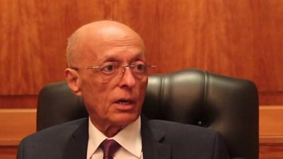 خطة «الجنرال» لتحقيق حلم الزعامة بالبرلمان.. «سيف اليزل» يحشد لانتخابات اللجان النوعية تحت القبة..يسعى لكسب ود عبدالعال والوكيلين.. قيادات «دعم مصر» سلاحه لإعادة الهيمنة.