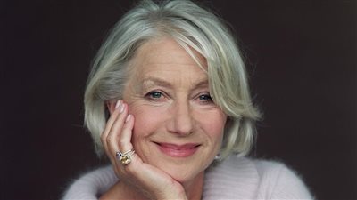 أنجلينا جولي وهيلين ميرين تنضمان لقائمة مقدمي حفل جولدن جلوب