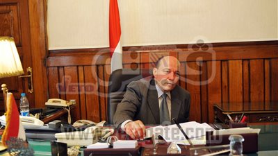 قضاة يهددون بمحاصرة مكتب النائب العام لإجباره على الرحيل