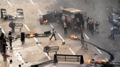 الإرهاب يحرق جامعة الأزهر.. طلاب الإرهابية يشعلون النيران في 