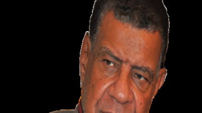 اللواء خلف: الجيش يحارب الإرهاب في سيناء بطريقة الجراح الشاطر