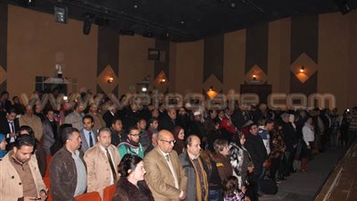 بالصور.. انتهاء فعاليات عرض «الحلال» بمسرح الطليعة