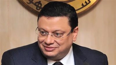 تشكيل لجنة لدعوة القوى السياسية إلى 