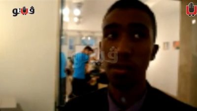 بالفيديو.. مخترع مصري يكتشف جهازا لعلاج جميع الأمراض الجلدية