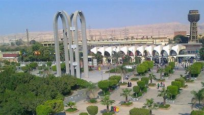 عميد «طب حلوان»: حملة مجانية لمسح فيروس C لأهالي بدر