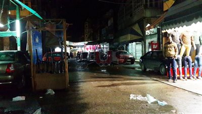 «النوة المطيرة» تغلق شوارع بورسعيد التجارية (فيديو وصور)