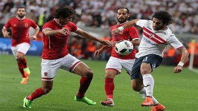 طاقم حكام قمة الأهلي والزمالك يصل القاهرة الأحد