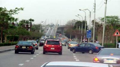 سيولة مرورية بكوبري أكتوبر وتكدس بالمعادي