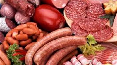 احذر ي.. اللحوم المصنعة تدمر الغشاء المبطن للأمعاء وتسبب السرطان