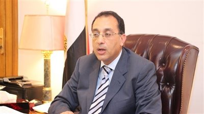 تنفيذ مشروعات الصرف الصحي والصناعي بالعاشر من رمضان بتكلفة ملياري جنيه