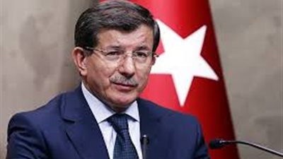 رئيس الوزراء التركي يؤدي «العمرة» في مستهل زيارته للسعودية