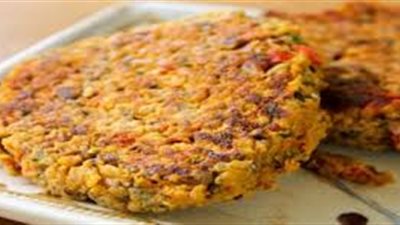 أسهل طريقة لإعداد برجر الخضراوات لمتبعي الدايت