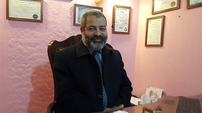 بالفيديو.. أستاذ طب أطفال يحذر: هذه قائمة الأمراض الوراثية الخطيرة الناتجة عن زواج الأقارب