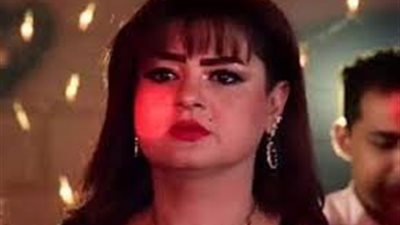 إحالة بطلة كليب «بص أمك» للمحاكمة